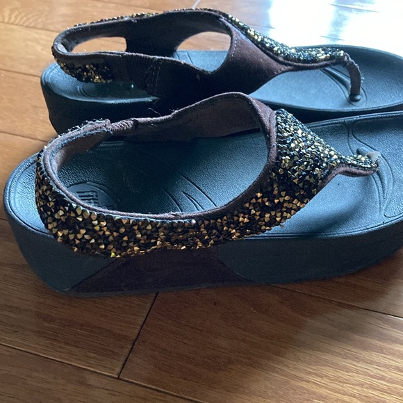 Blinged out bronze and brown leather fit flops - Picture 2 of 3